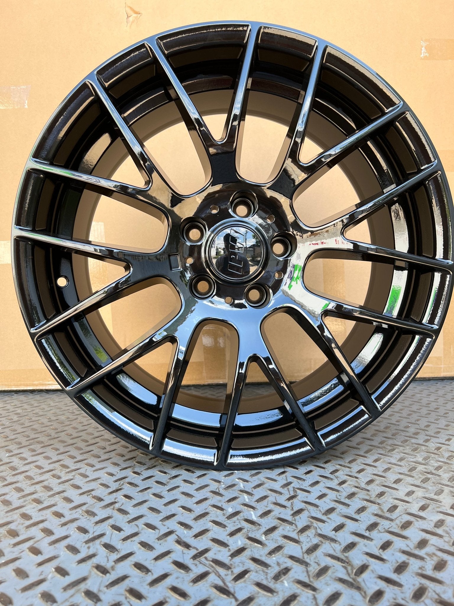 W725 956 Gloss Black 19x9.5 ET35 5x120 CB72.56 - Gun Hill Tire House (WTW - WHOLESALE TIRES & WHEELS)