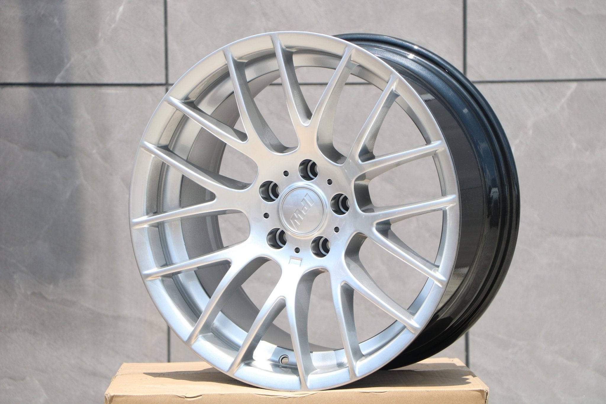 W725 Hyper Silver 19*8.5 ET35 5*120 CB72.56 - Gun Hill Tire House (WTW - WHOLESALE TIRES & WHEELS)