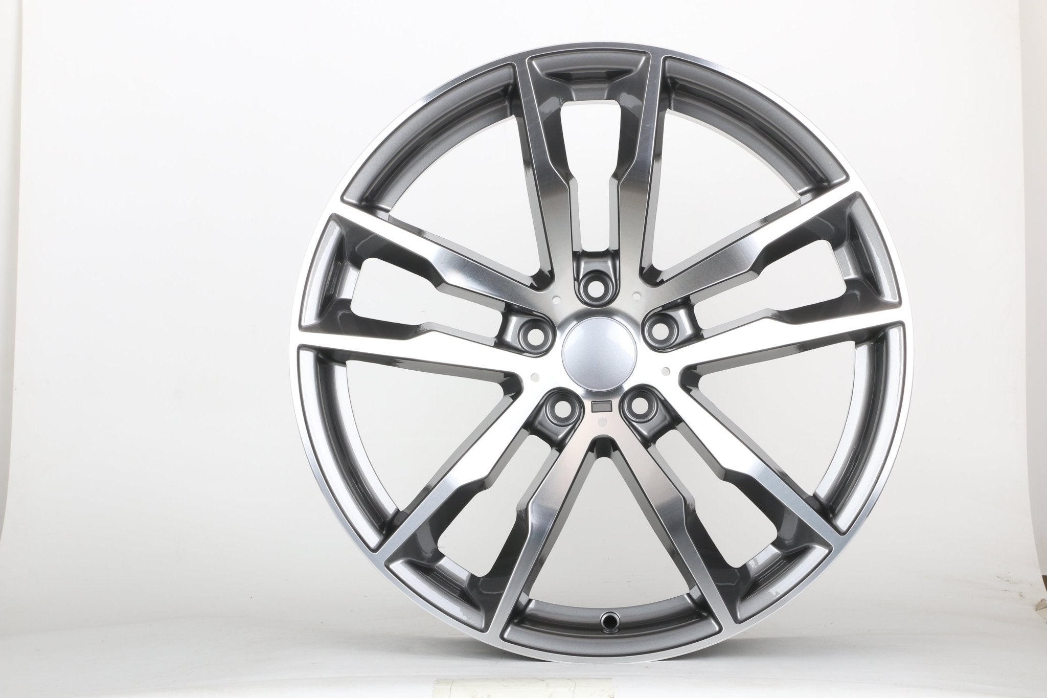 W732 1256 Gunmetal Machined Face 20x11 Et37 5x120 CB74.1 Cap C - 956 Logo Size 67.7MM - Gun Hill Tire House (WTW - WHOLESALE TIRES & WHEELS)