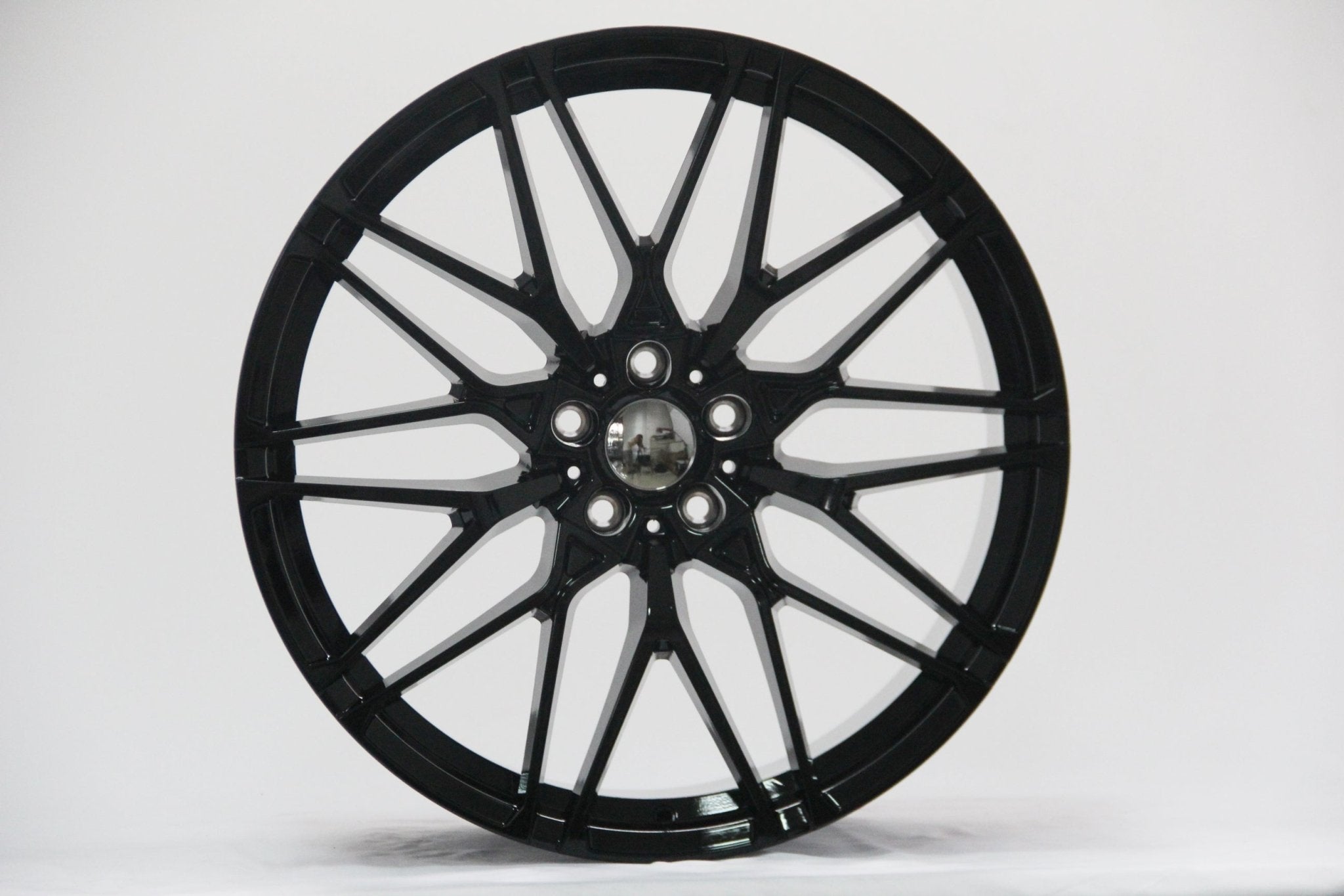 W741 D2421 Gloss Black 22x9.5 ET40 5x120 CB74.1 - Gun Hill Tire House (WTW - WHOLESALE TIRES & WHEELS)