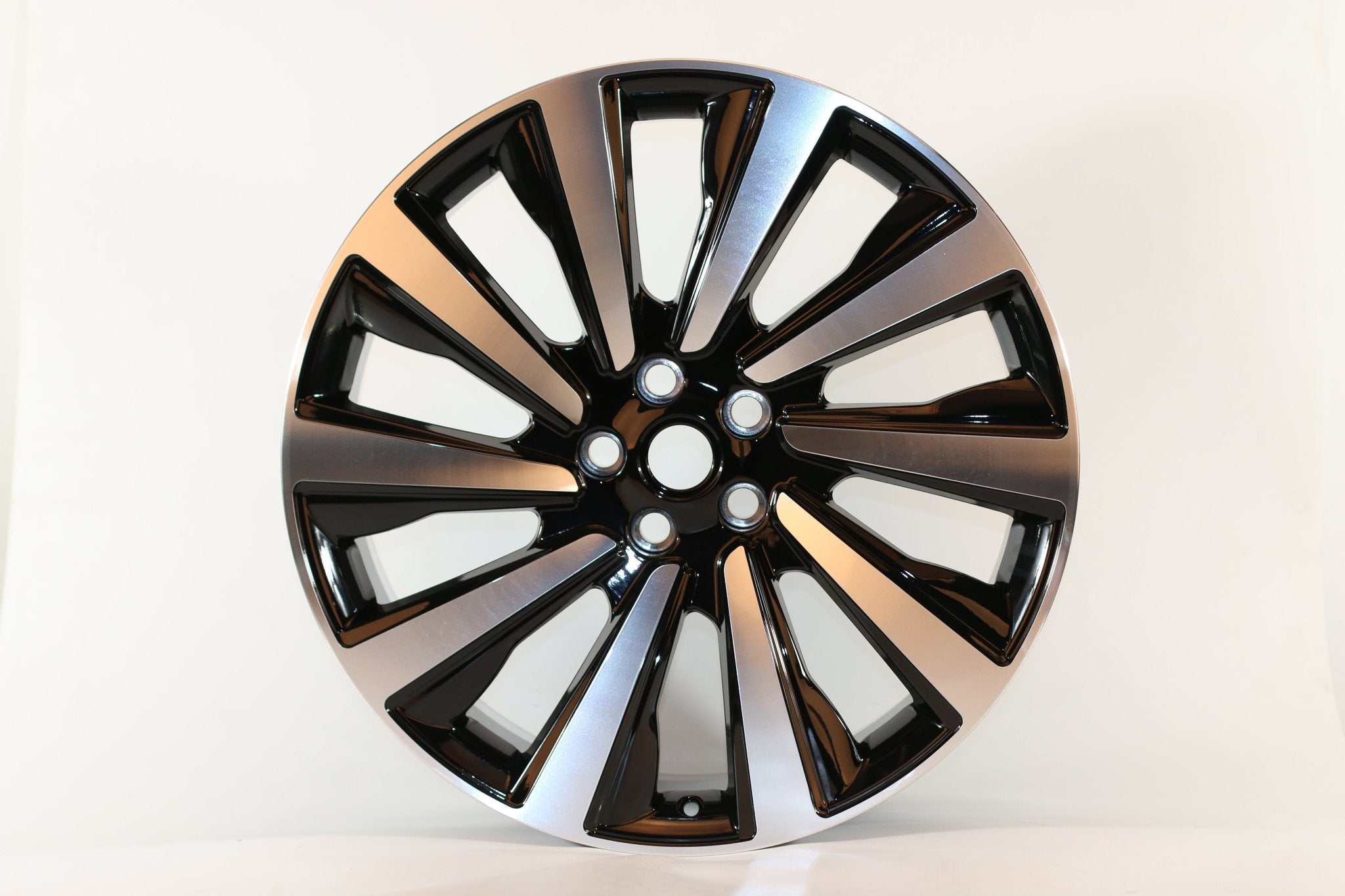 W786 W787 IV - 947 Black Machined Face 22x9.5 ET40 5x120 CB72.6 Mag Seat - Gun Hill Tire House (WTW - WHOLESALE TIRES & WHEELS)