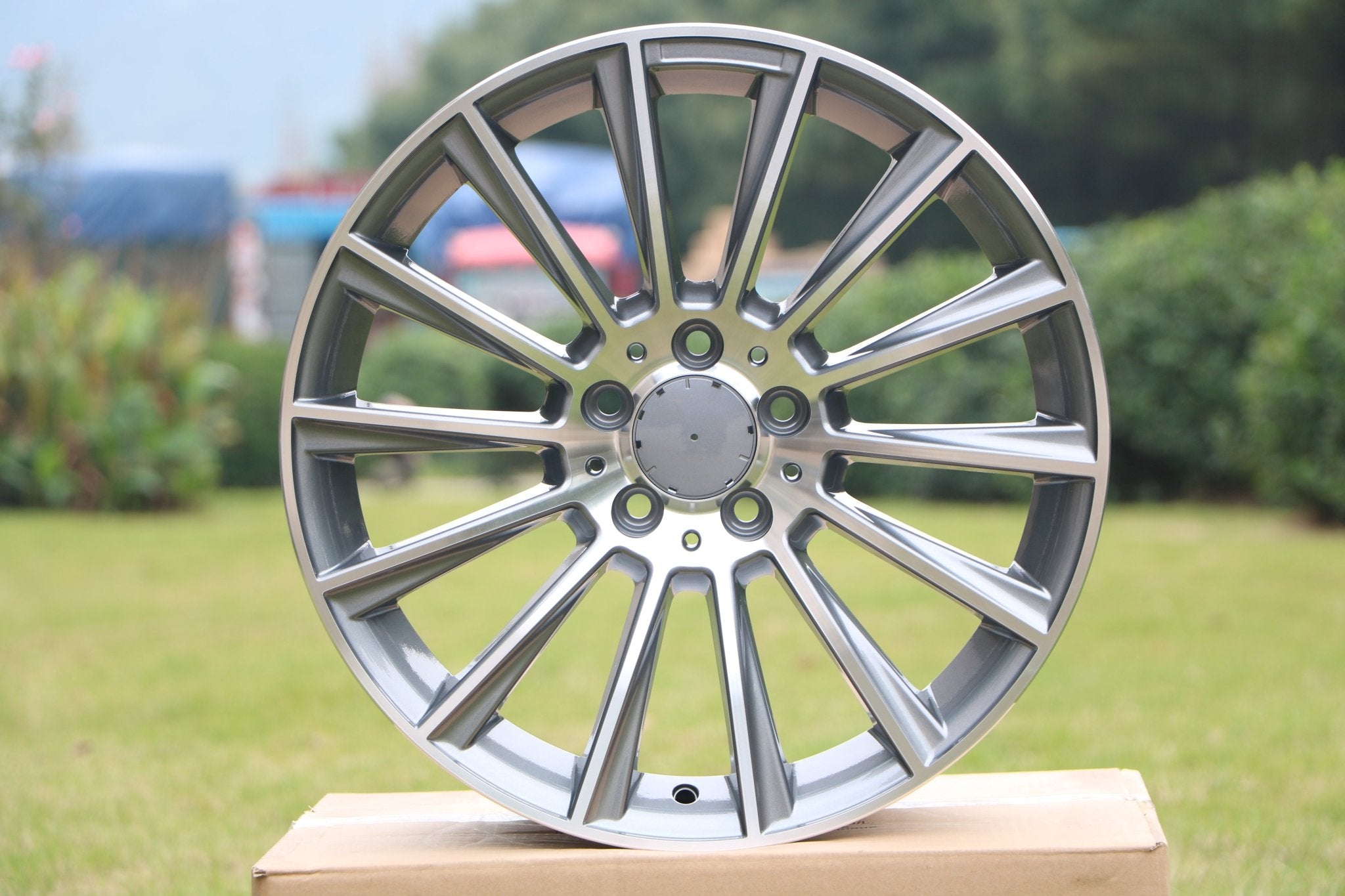 W813 Gunmetal Machined Face 22x10.0 ET45 5x112 CB66.6 - Gun Hill Tire House (WTW - WHOLESALE TIRES & WHEELS)