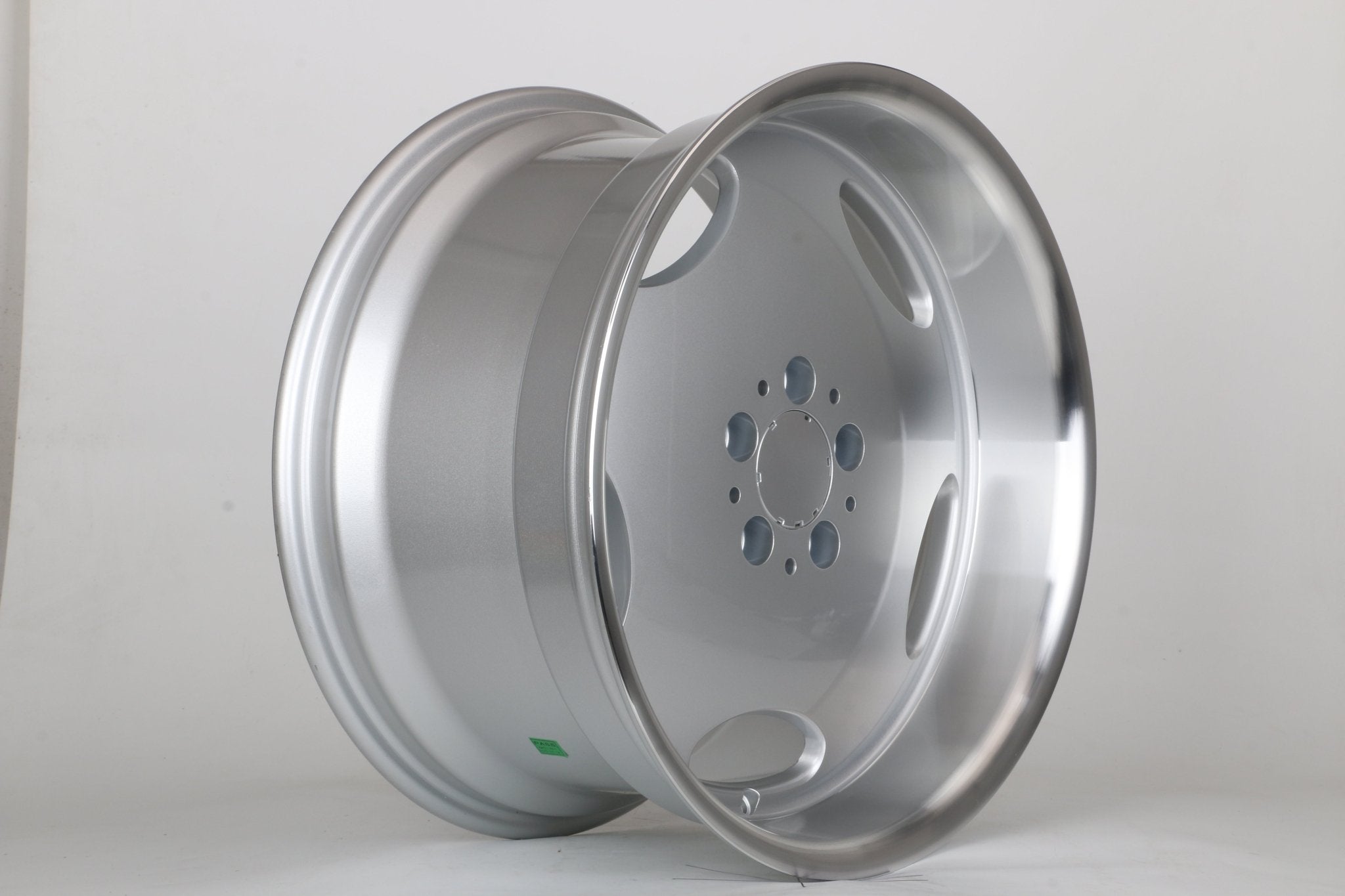 W823 iV - 1406 Silver Machined Lip 18x9 ET35 5x112 CB66.56 - Gun Hill Tire House (WTW - WHOLESALE TIRES & WHEELS)