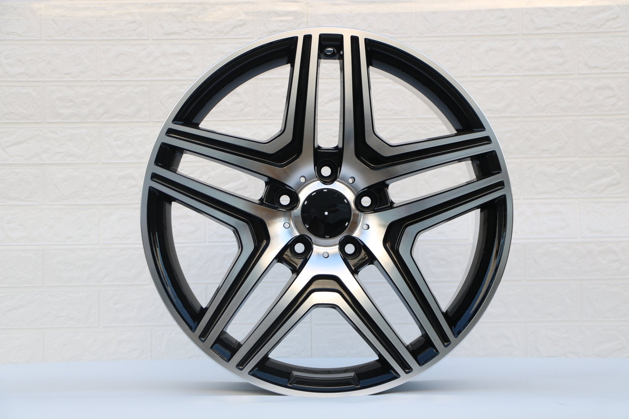 W824 157 Black Machined Face 22x10.0 ET45 5x130 CB84.1 - Gun Hill Tire House (WTW - WHOLESALE TIRES & WHEELS)
