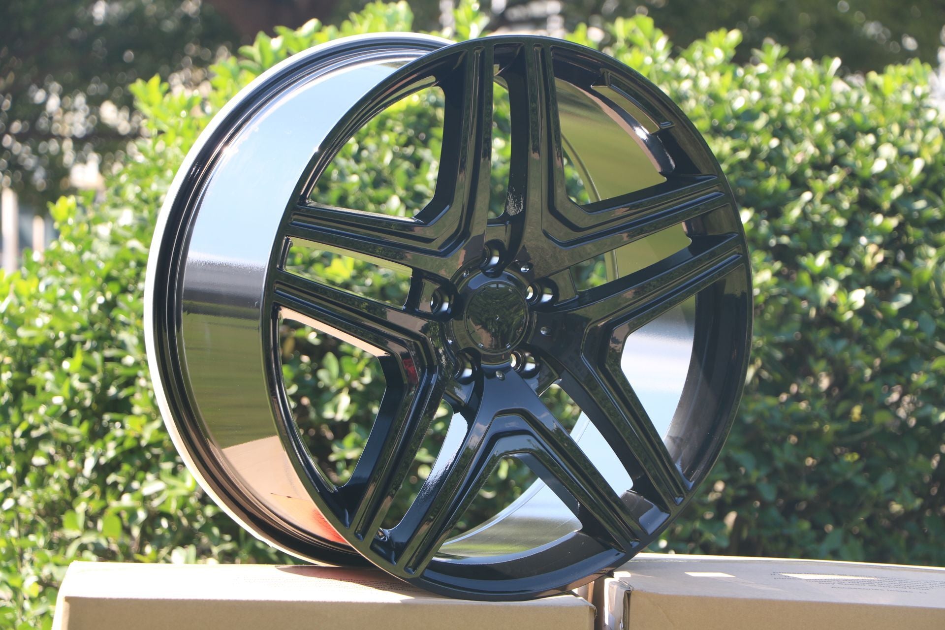 W824 Gloss Black 22x10.0 ET48 5x112 CB66.6 - Gun Hill Tire House (WTW - WHOLESALE TIRES & WHEELS)