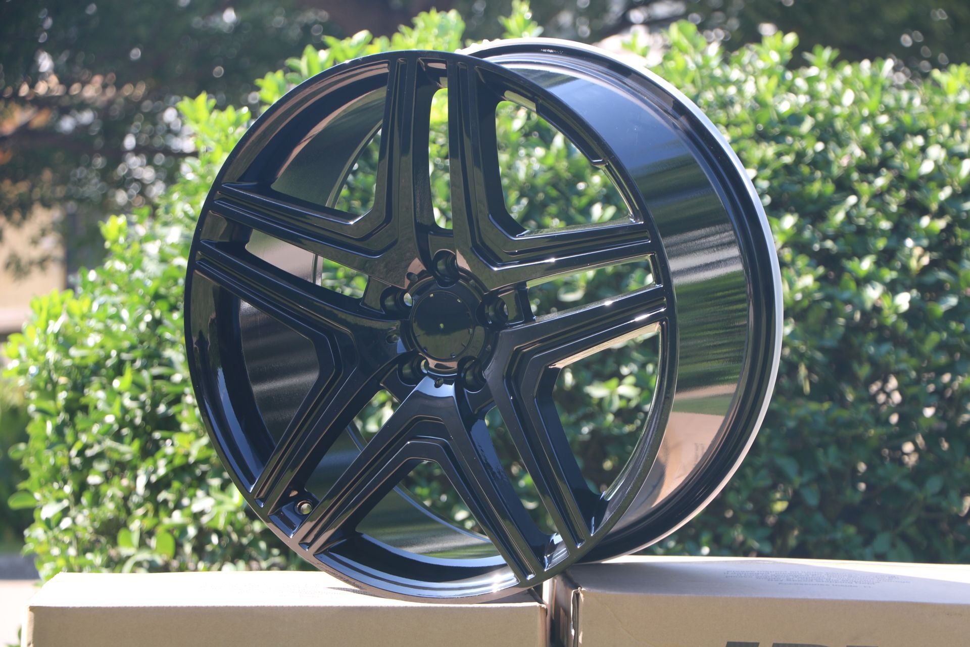 W824 Gloss Black 22x10.0 ET48 5x112 CB66.6 - Gun Hill Tire House (WTW - WHOLESALE TIRES & WHEELS)