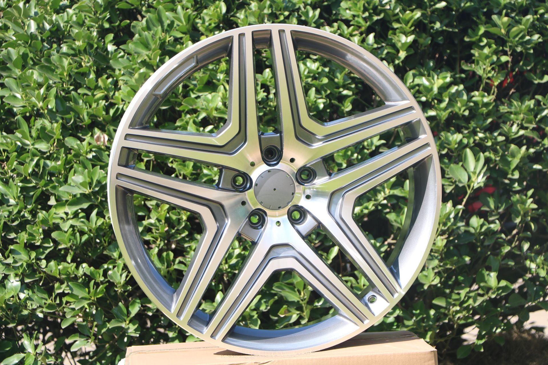 W824 Gunmetal Machined Face 20x9.5 ET48 5x112 CB66.6 - Gun Hill Tire House (WTW - WHOLESALE TIRES & WHEELS)