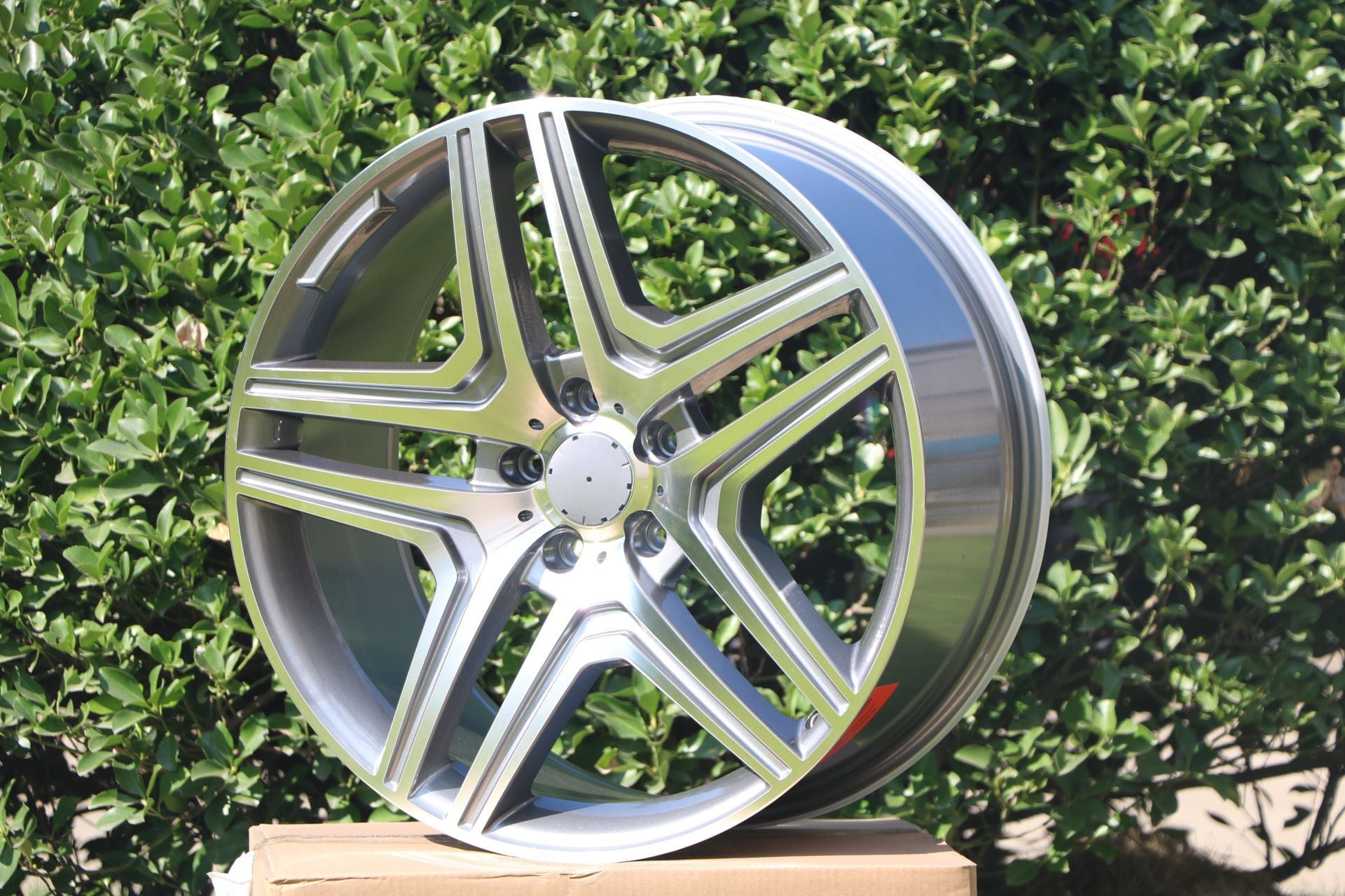W824 Gunmetal Machined Face 20x9.5 ET48 5x112 CB66.6 - Gun Hill Tire House (WTW - WHOLESALE TIRES & WHEELS)