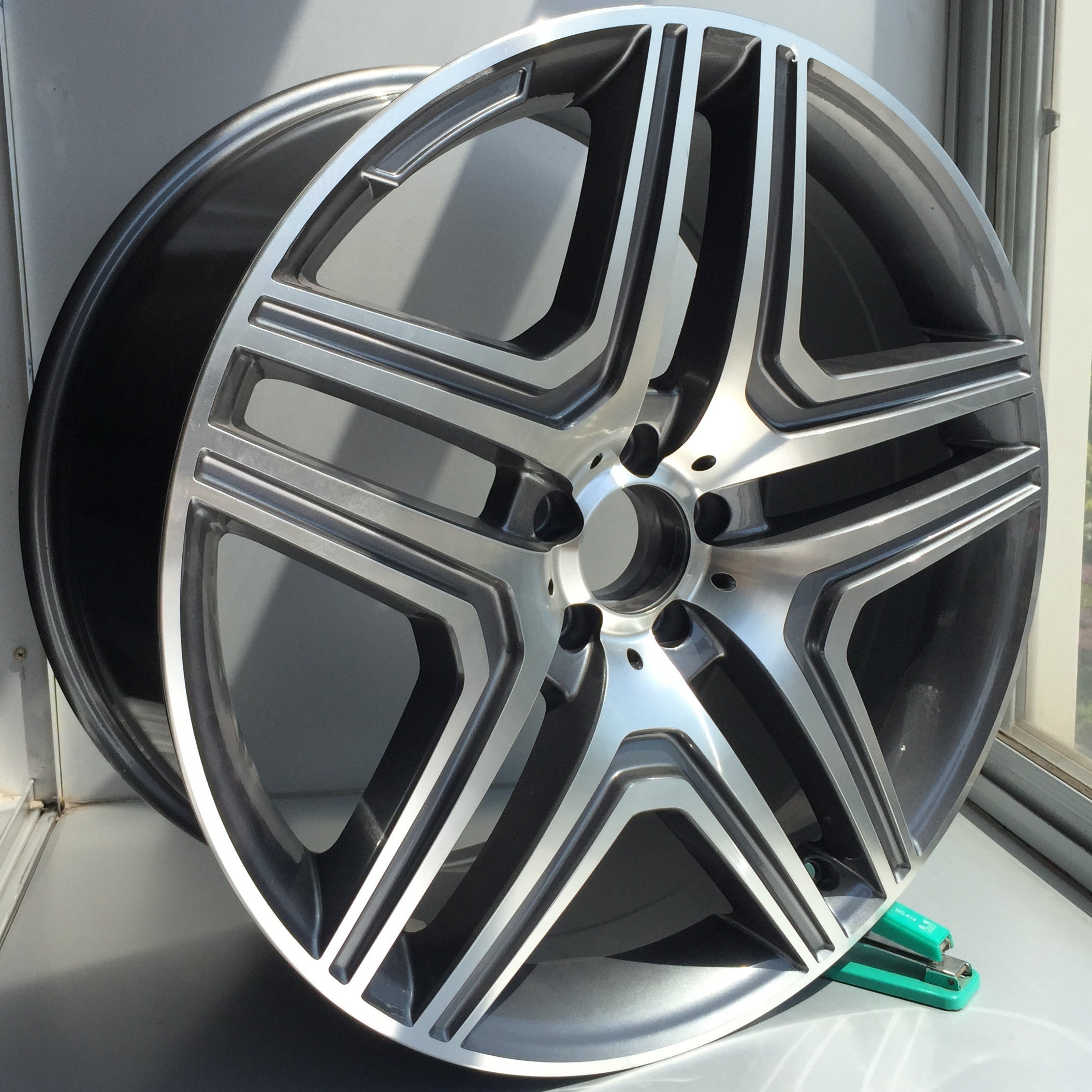 W824 Gunmetal Machined Face 20x9.5 ET48 5x112 CB66.6 - Gun Hill Tire House (WTW - WHOLESALE TIRES & WHEELS)