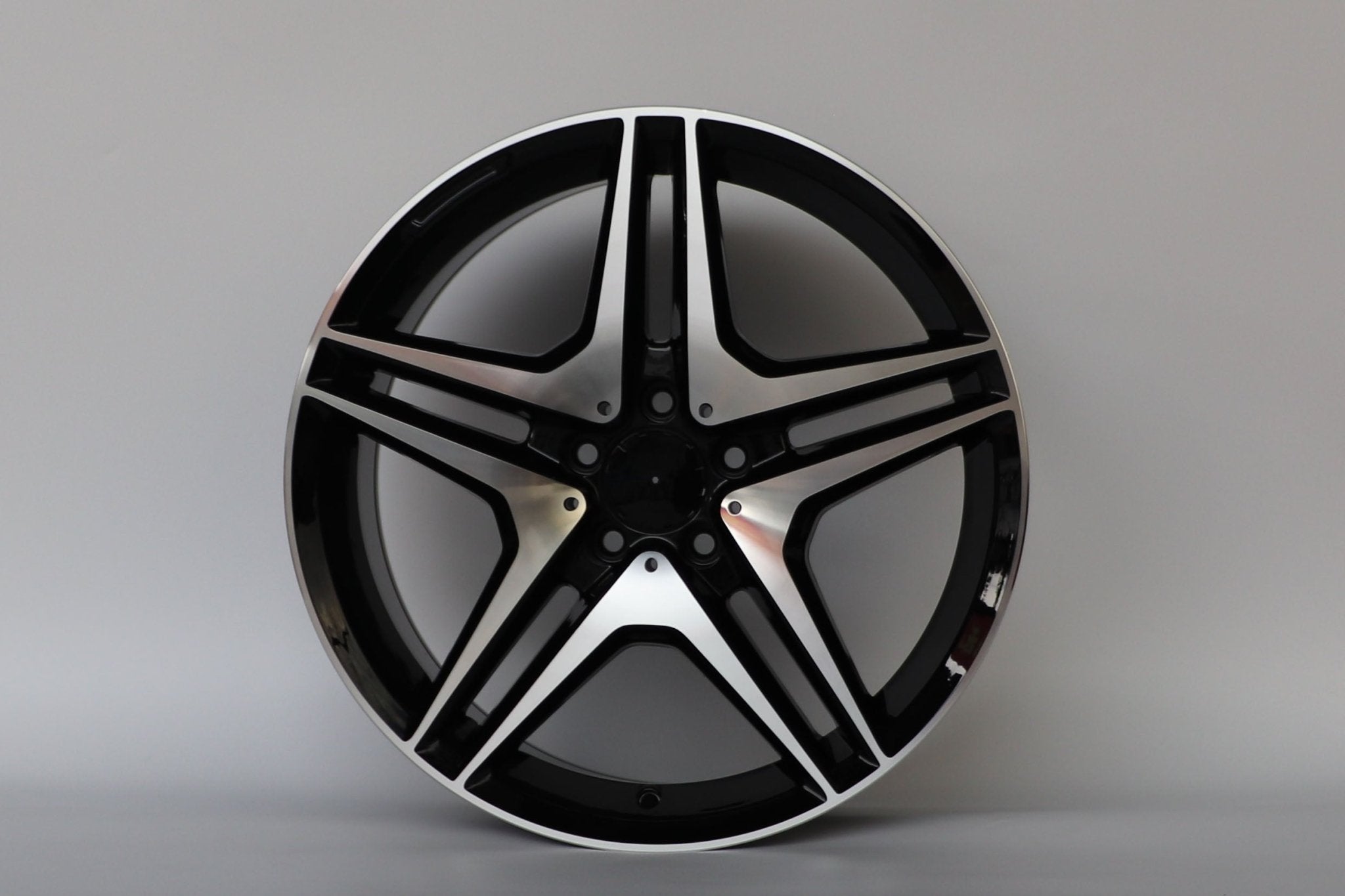W828 Black Machined Face 18*8.0 ET45 5*112 CB66.6 - Gun Hill Tire House (WTW - WHOLESALE TIRES & WHEELS)