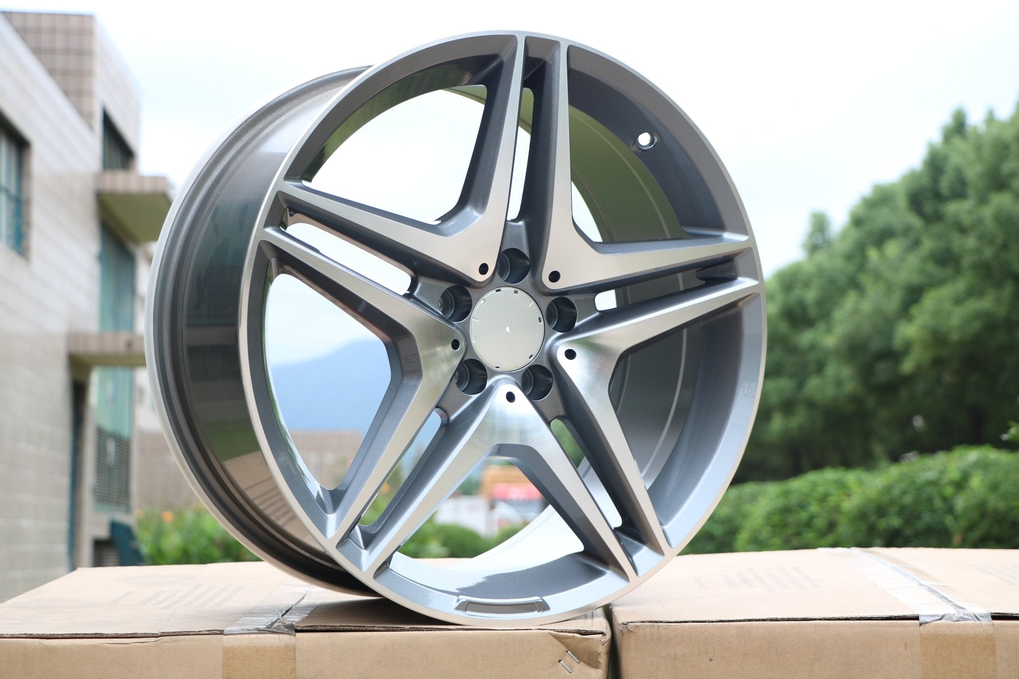 W828 Gunmetal Machined Face 18*9.5 ET45 5*112 CB66.6 - Gun Hill Tire House (WTW - WHOLESALE TIRES & WHEELS)