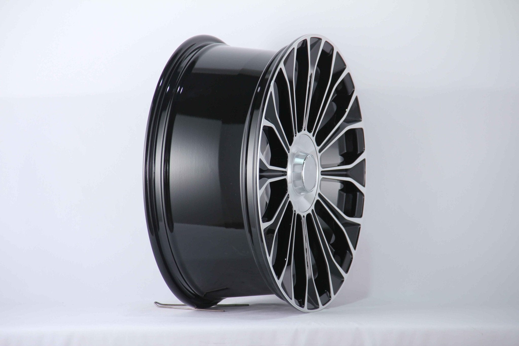 W833 iV - 313B Black Machined Face 20x9.5 ET45 5x112 CB66.6 - Gun Hill Tire House (WTW - WHOLESALE TIRES & WHEELS)