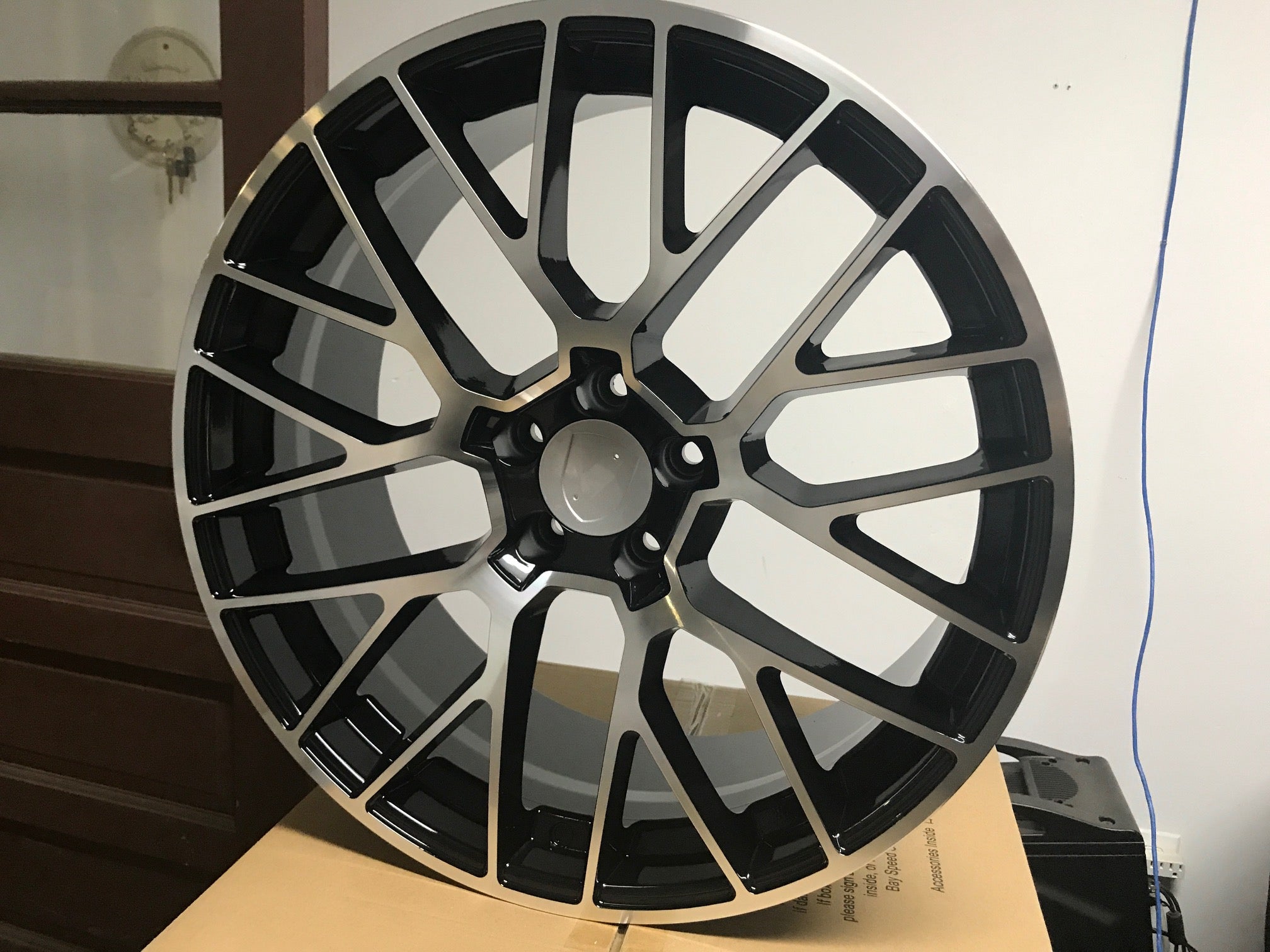 W854 XH1379 Black Machined Face 20x10.0 ET19 5x112 CB66.6 - Gun Hill Tire House (WTW - WHOLESALE TIRES & WHEELS)