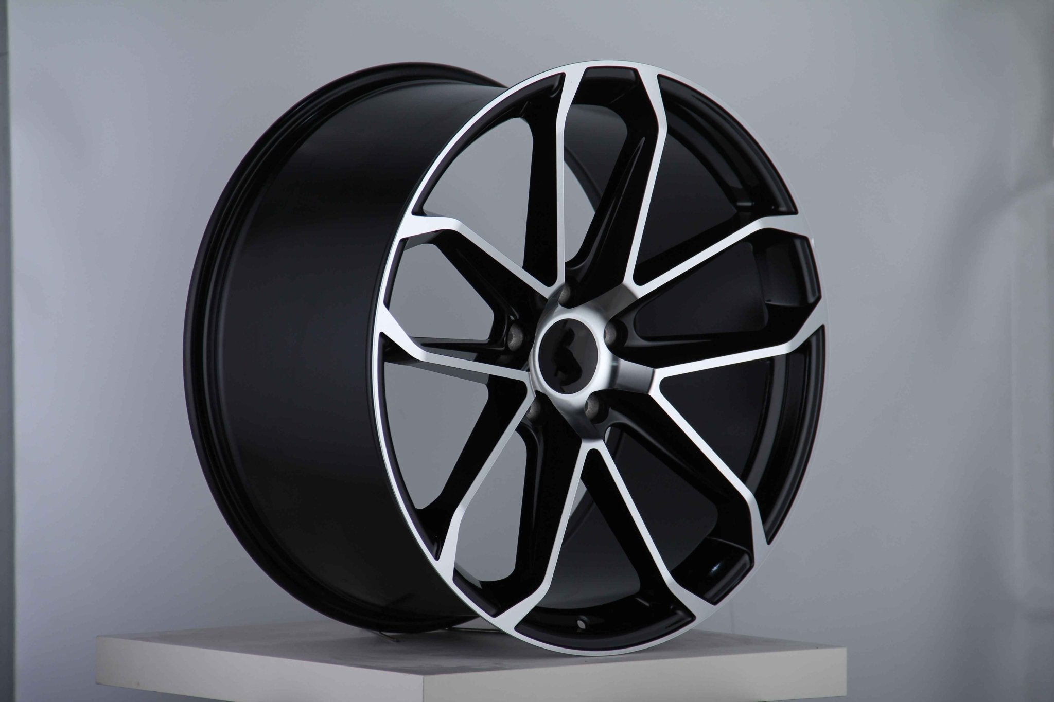 W861 D1869 Black Machine Face 22x11.5 ET61 5x130 CB71.5 - Gun Hill Tire House (WTW - WHOLESALE TIRES & WHEELS)