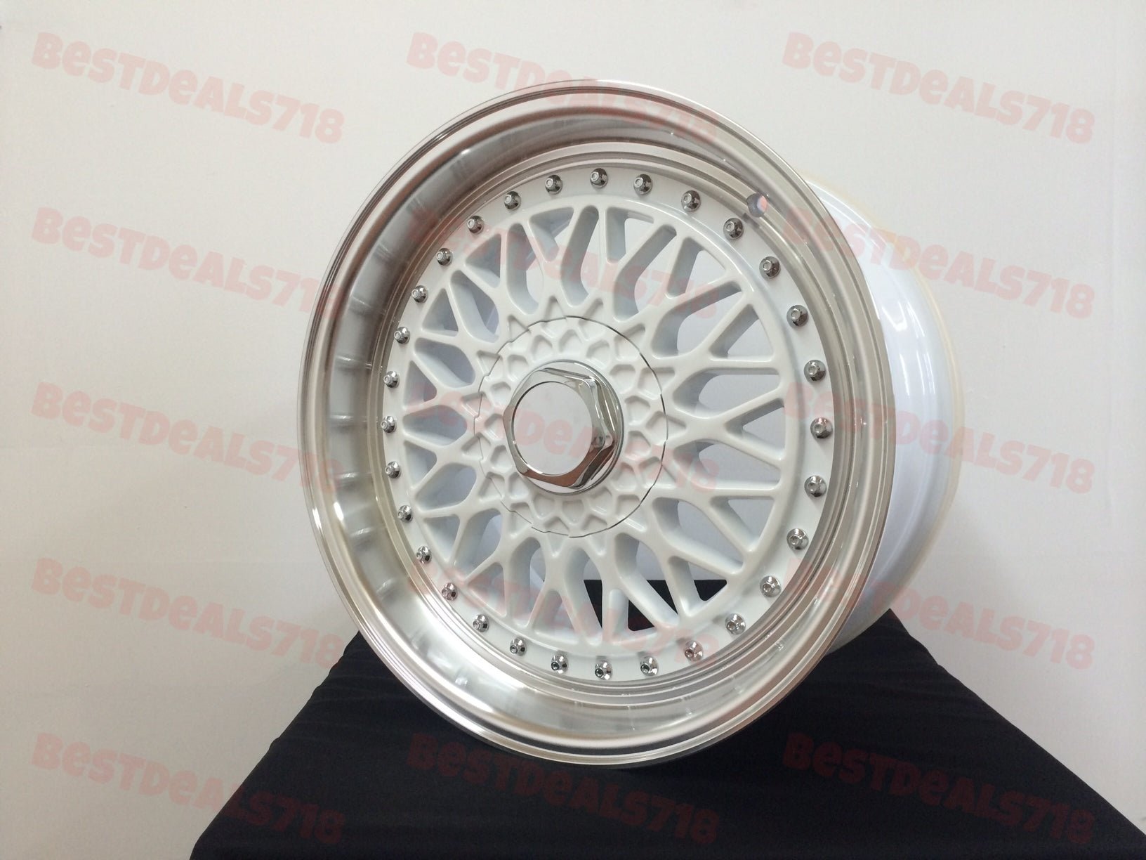 W881 479 White Machined Lip 17x7.5 ET35 5x100/112/114.3 CB73.1 - Gun Hill Tire House (WTW - WHOLESALE TIRES & WHEELS)