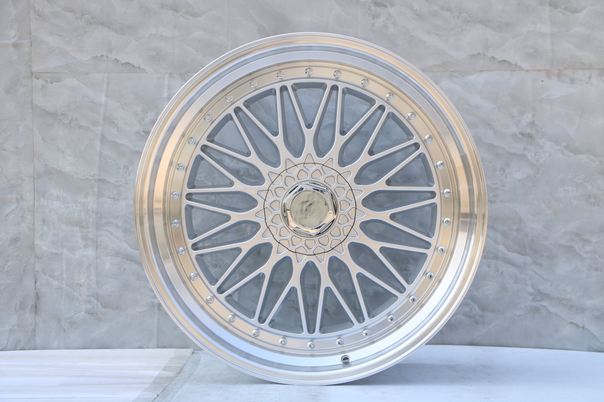 W885 Silver Machined Lip 22x9.0 ET30 5x112/114.3/120 CB73.1 C479 - 03 - S1 - Gun Hill Tire House (WTW - WHOLESALE TIRES & WHEELS)