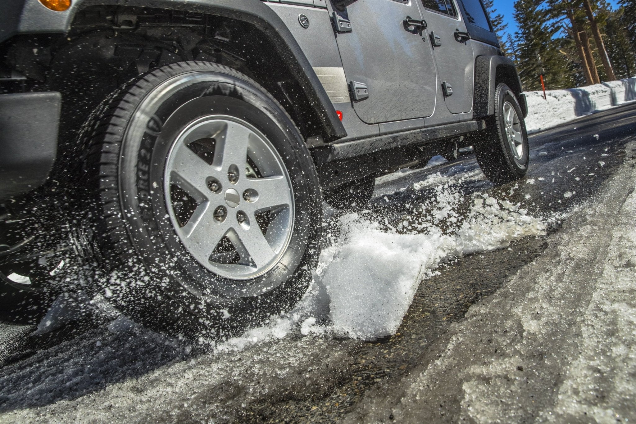 215/55R16 Firestone Winterforce 2 Winter 93S Passenger Tire - Gun Hill Tire House (WTW - WHOLESALE TIRES & WHEELS)