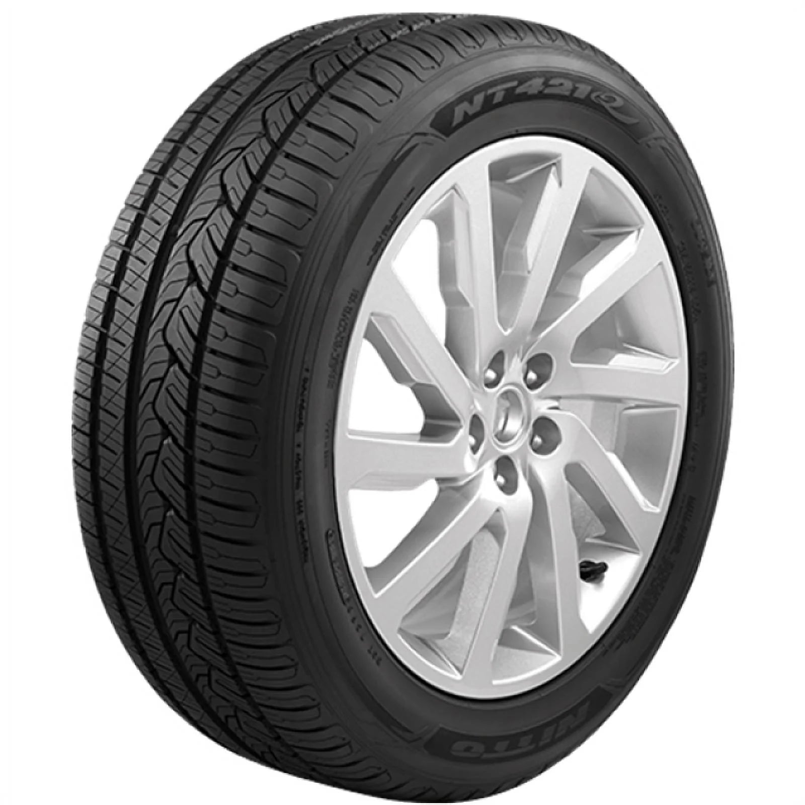 275/45 - 20 Nitto NT421Q 110 W Tire - Gun Hill Tire House (WTW - WHOLESALE TIRES & WHEELS)