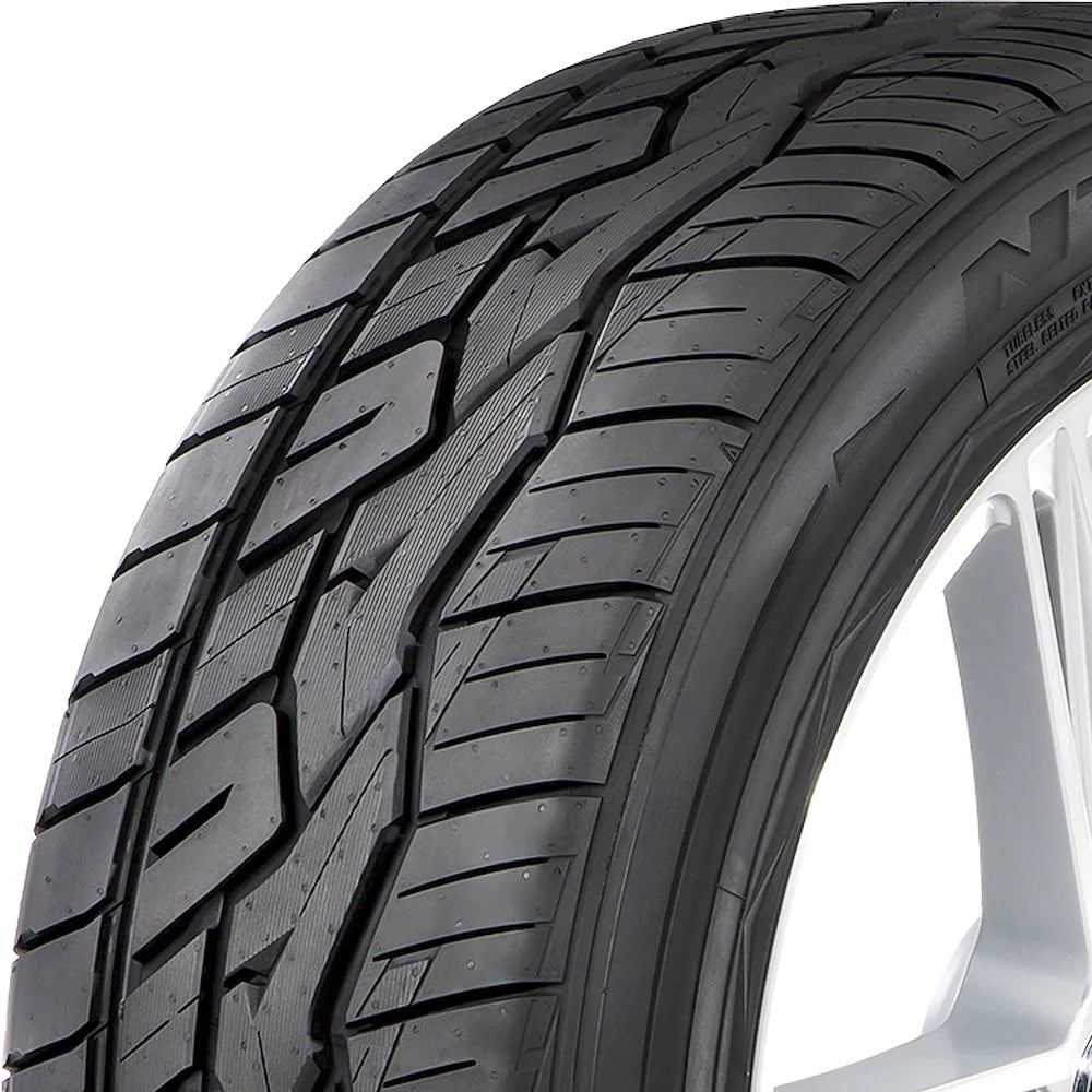 285/40R20 Nitto NT420V All Season 108V XL Light Truck Tire - Gun Hill Tire House (WTW - WHOLESALE TIRES & WHEELS)
