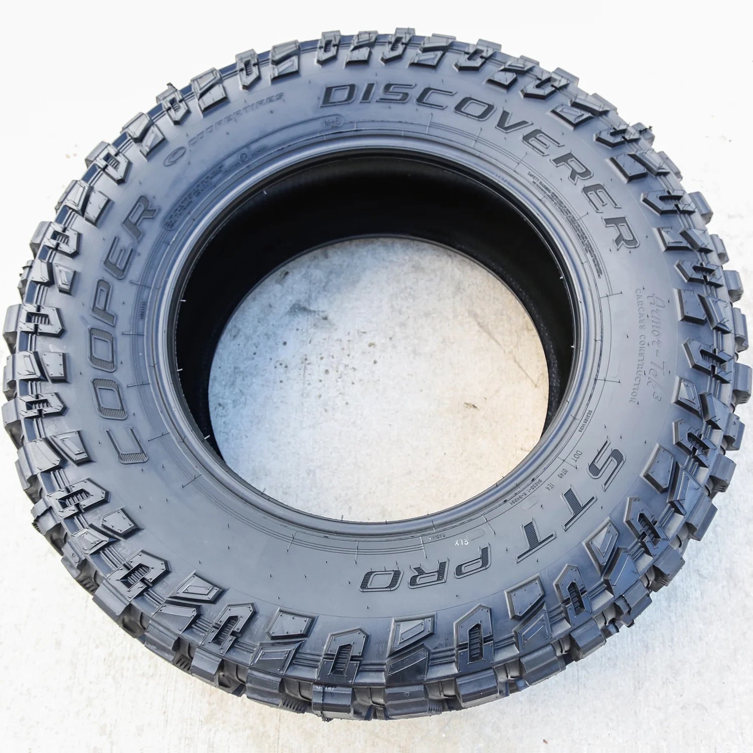 Discoverer STT Pro Mud Terrain LT35X12.50R20 125Q F Light Truck Tire - Gun Hill Tire House (WTW - WHOLESALE TIRES & WHEELS)