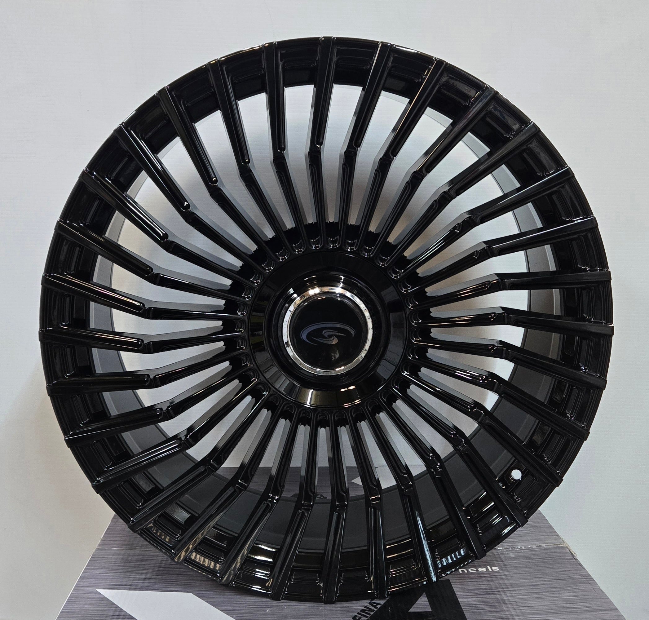 LR35 24X10 5X120 FLOW FORM GLOSS BLACK - Gun Hill Tire House (WTW - WHOLESALE TIRES & WHEELS)