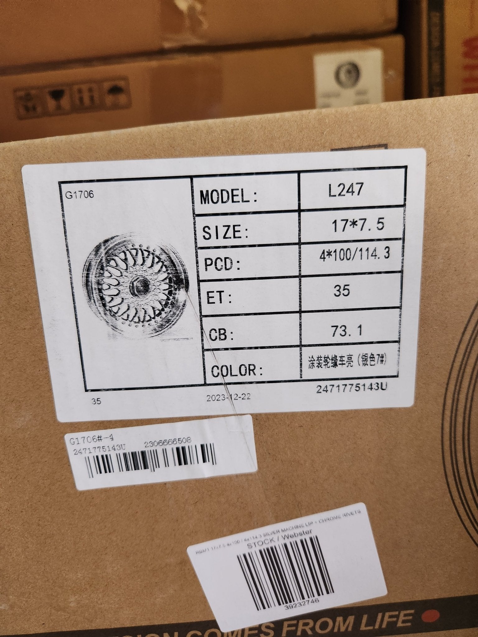 RBM1 L247 17x7.5 4x100 / 4x114.3 SILVER MACHINE LIP + CHROME RIVETS - Gun Hill Tire House (WTW - WHOLESALE TIRES & WHEELS)