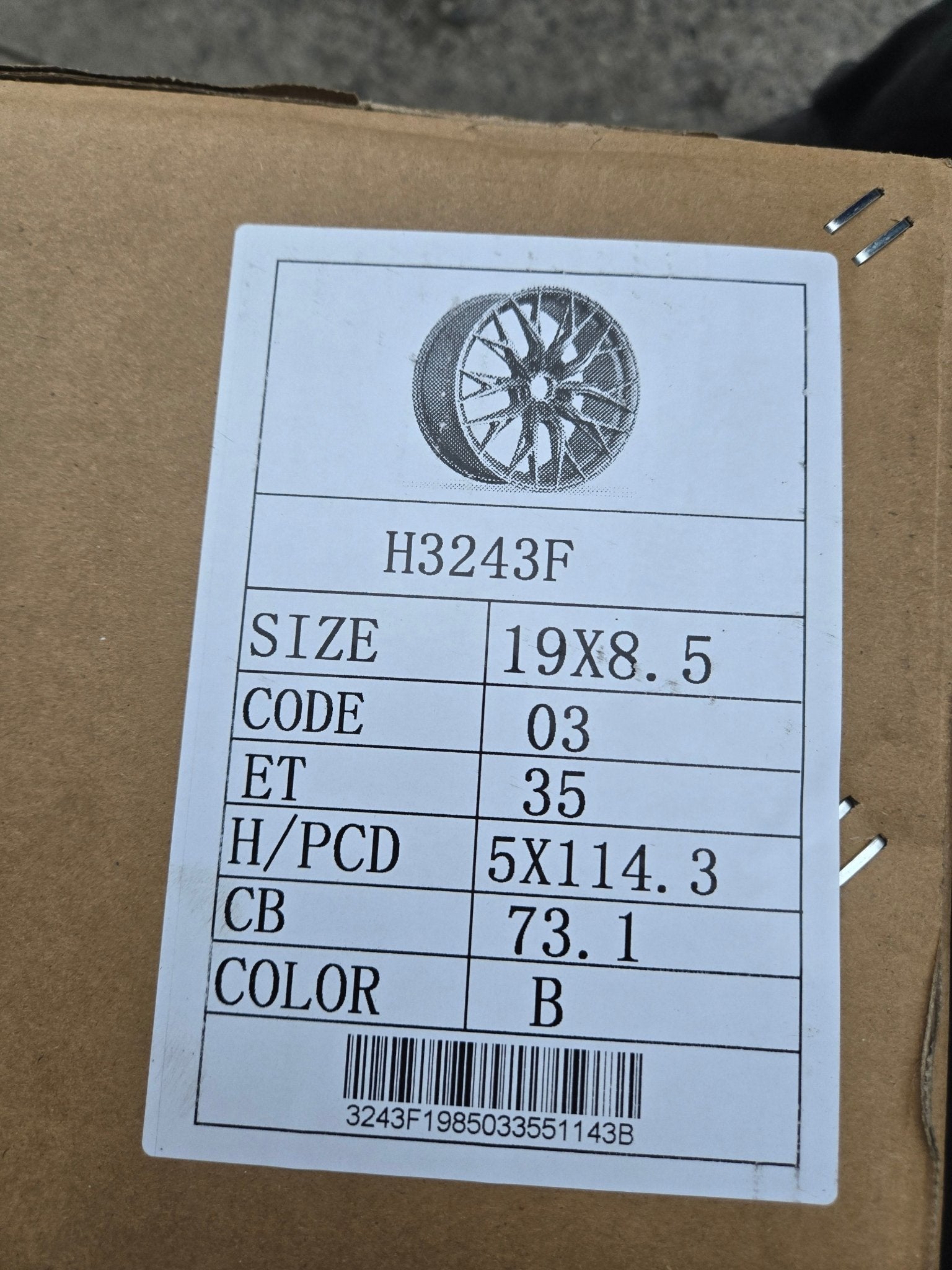 W1550 IVF - 3243 19x8.5 5x114.3 GLOSS BLACK - Gun Hill Tire House (WTW - WHOLESALE TIRES & WHEELS)