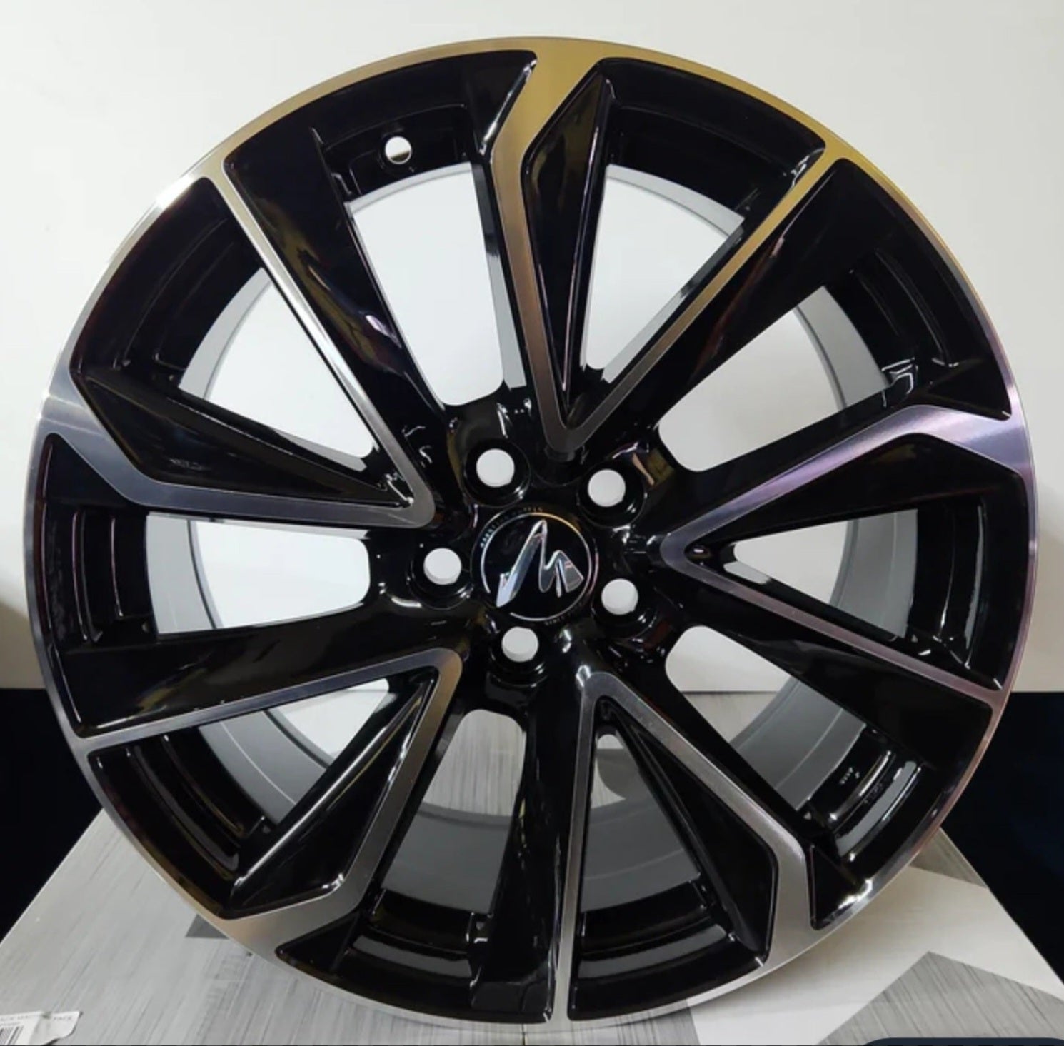 WEOE-TOY 233420 16X7.0 5X100 BLACK MACHINED FACE