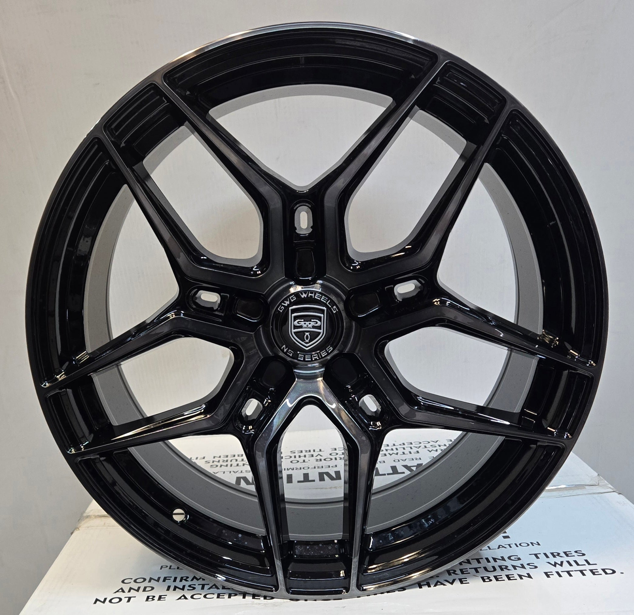 GWG NS7 18x8 BLANK DARK TINT - Gun Hill Tire House (WTW - WHOLESALE TIRES & WHEELS)