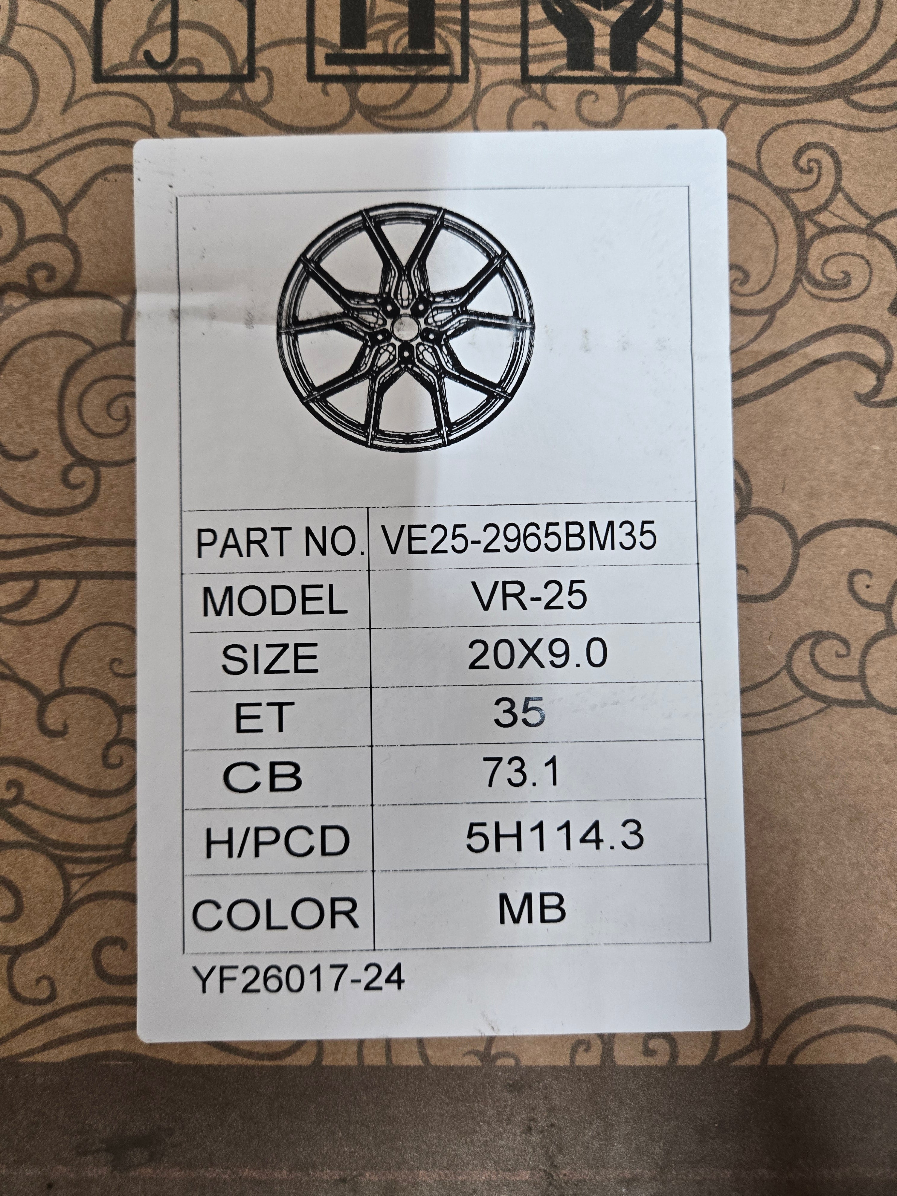 VELARO VR-25 20X9.0 5X114.3 GLOSS BLACK AND MACHINED SPOKES