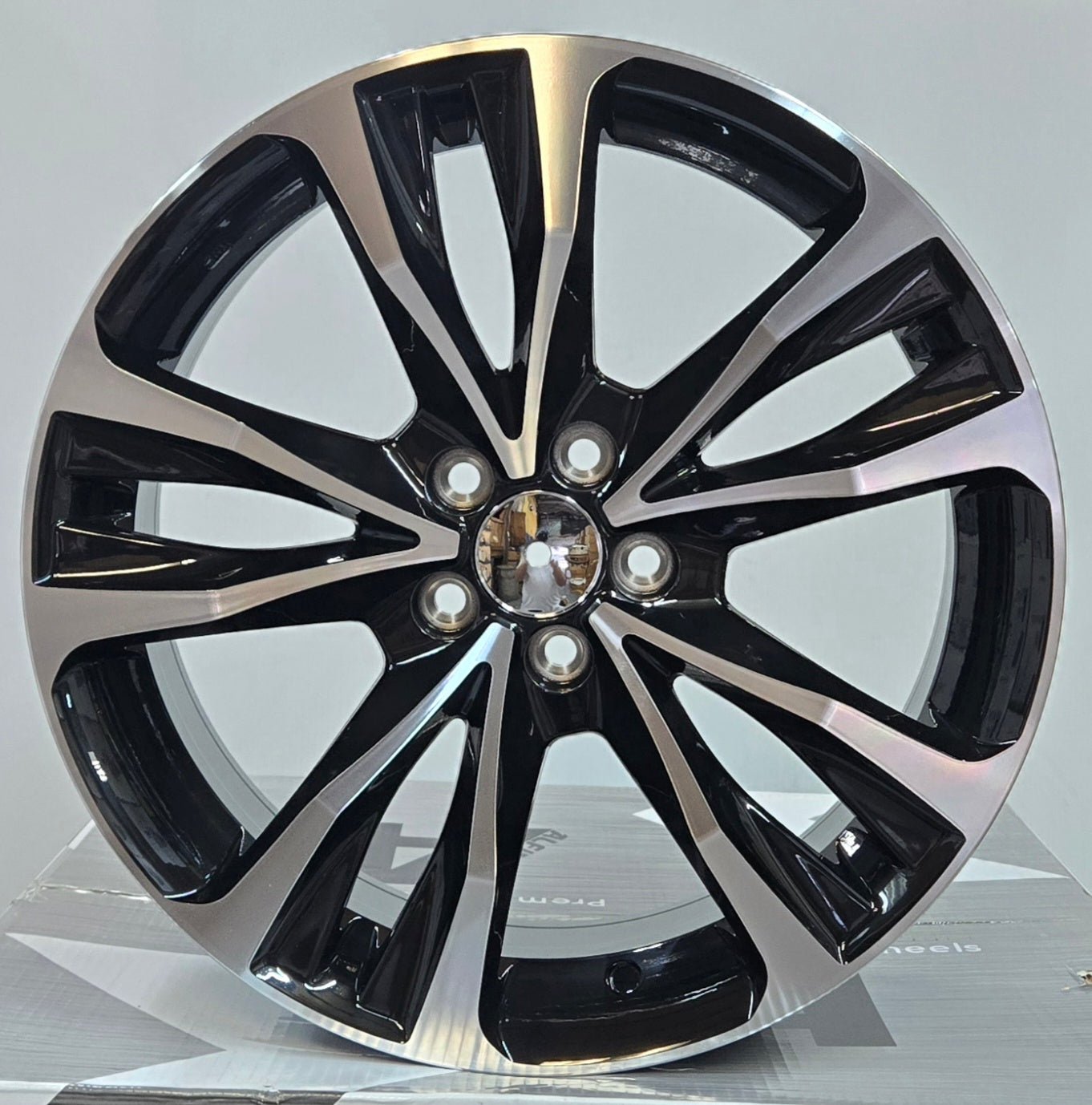 H3185F STYLE 17x7.5 5x100 GLOSS BLACK MACHINED FACE - Gun Hill Tire House (WTW - WHOLESALE TIRES & WHEELS)