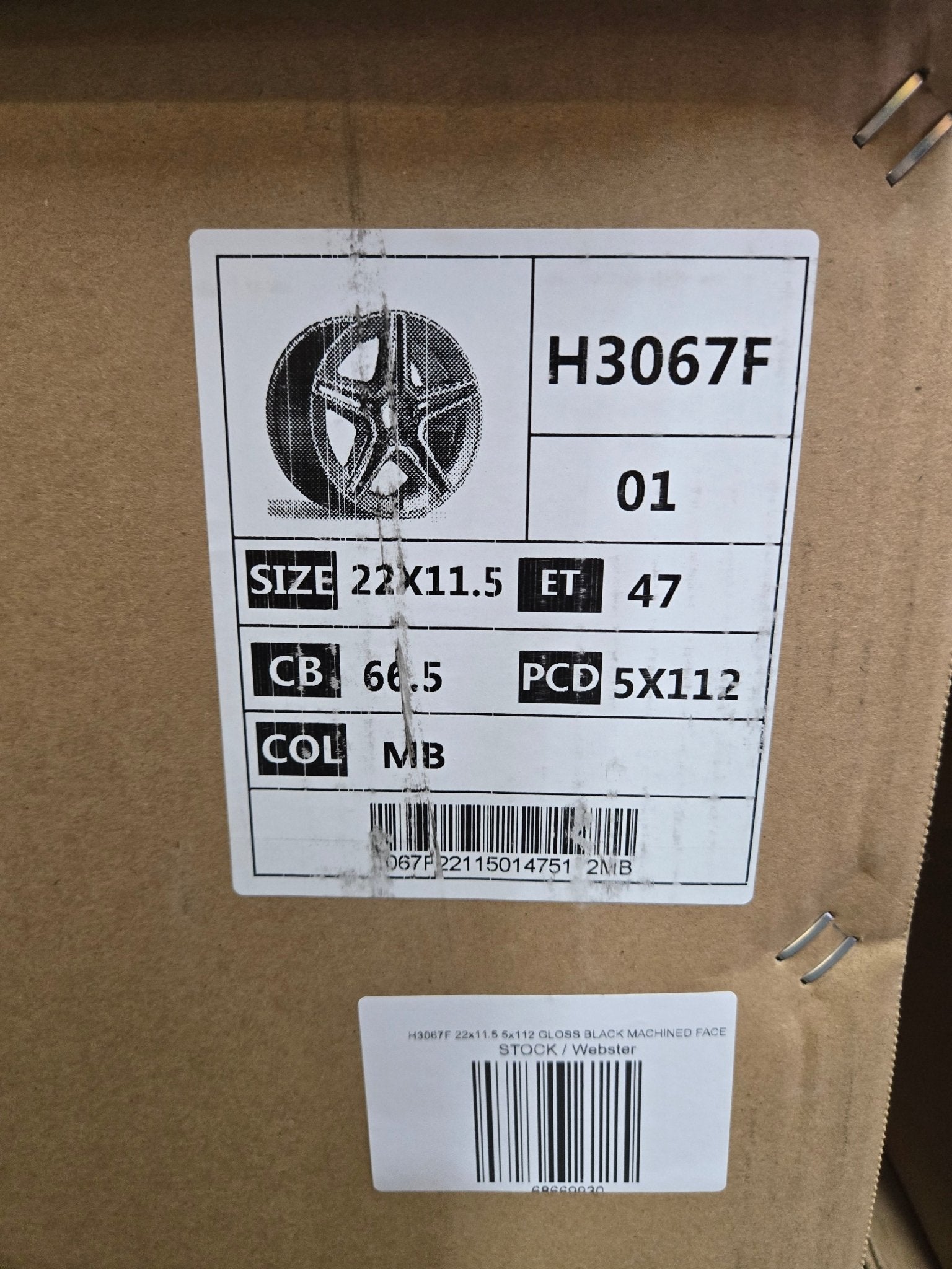 H3067F 22x11.5 5x112 GLOSS BLACK MACHINED FACE - Gun Hill Tire House (WTW - WHOLESALE TIRES & WHEELS)