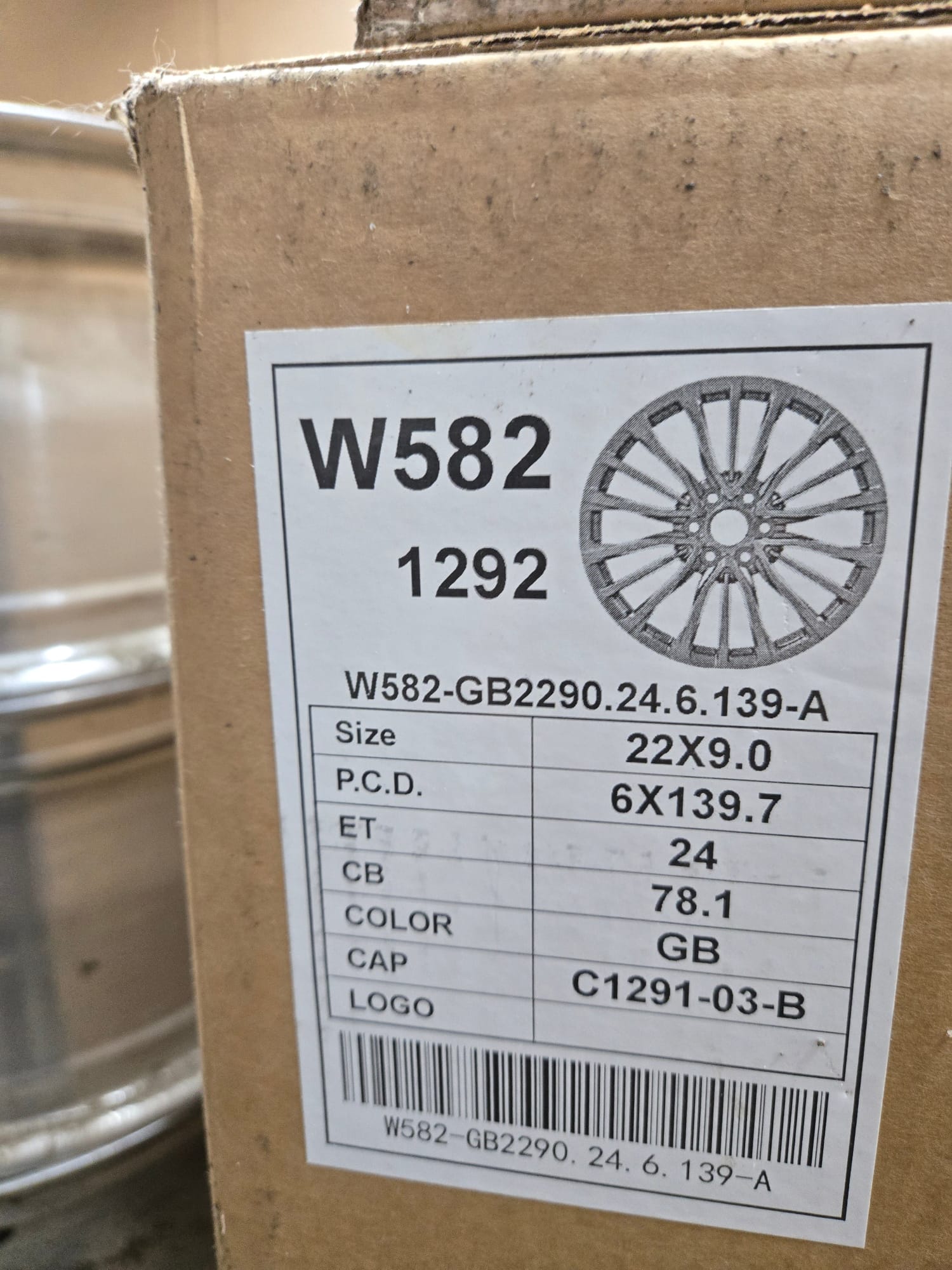 W582 22X9.5 6X139.7 GLOSS BLACK - Gun Hill Tire House (WTW - WHOLESALE TIRES & WHEELS)