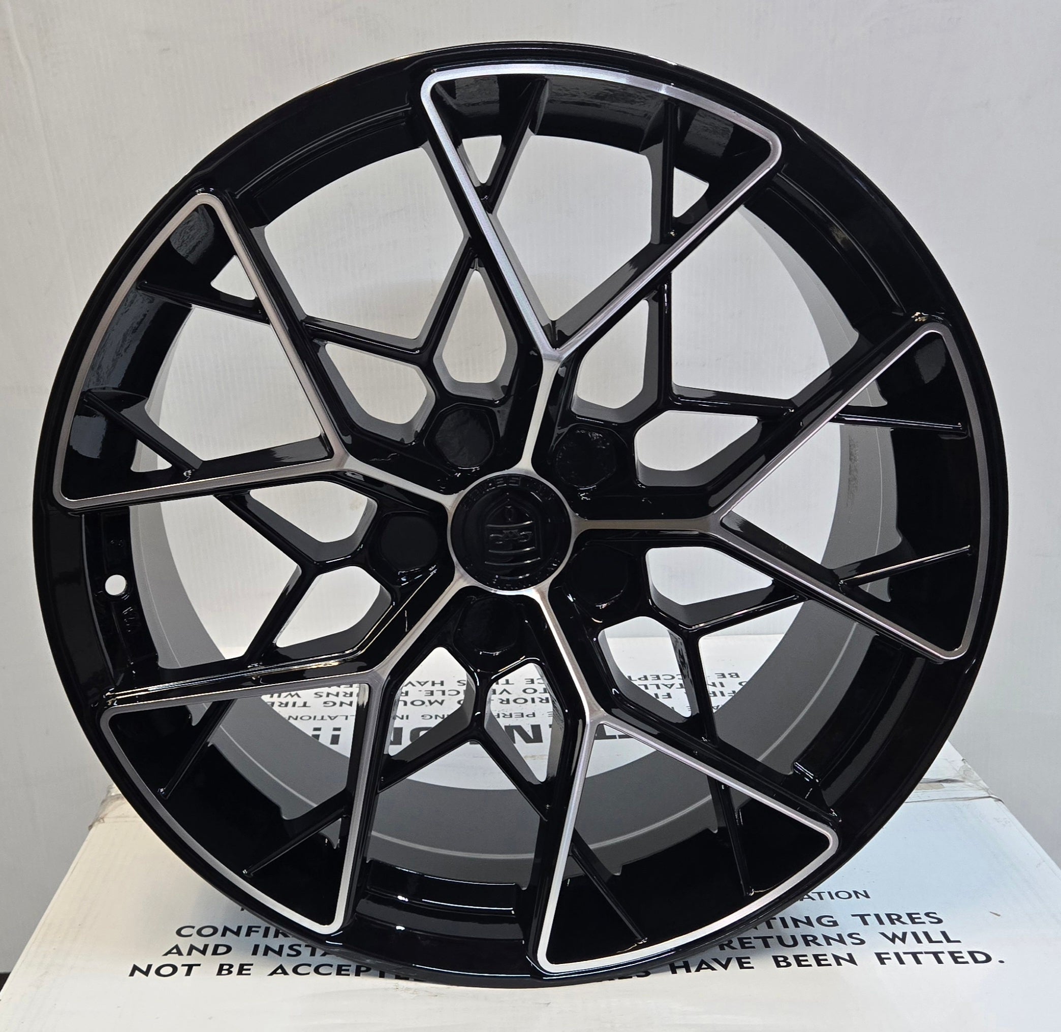 GWG NS2 18x8 BLANK GLOSS BLACK MACHINED FACE - Gun Hill Tire House (WTW - WHOLESALE TIRES & WHEELS)