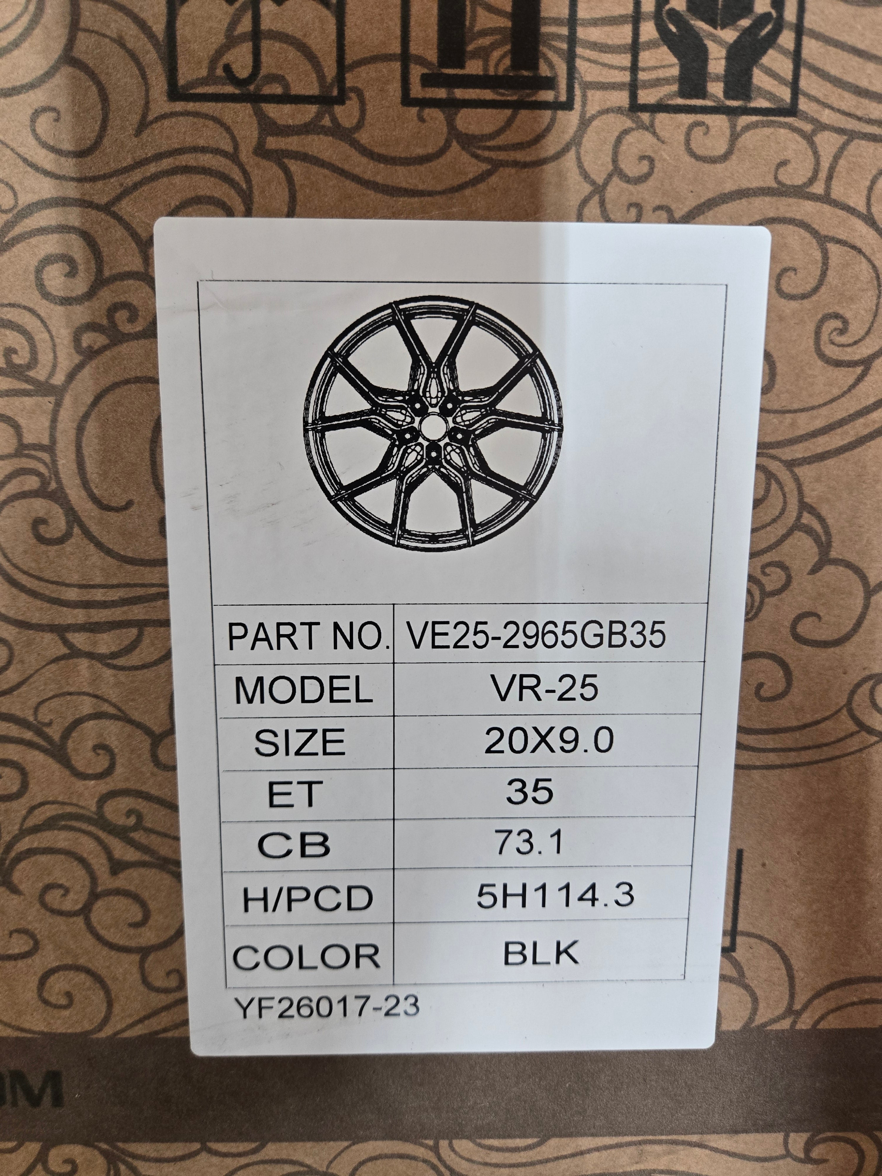 VELARO VR-25 20X9.0 5X114.3 GLOSS BLACK