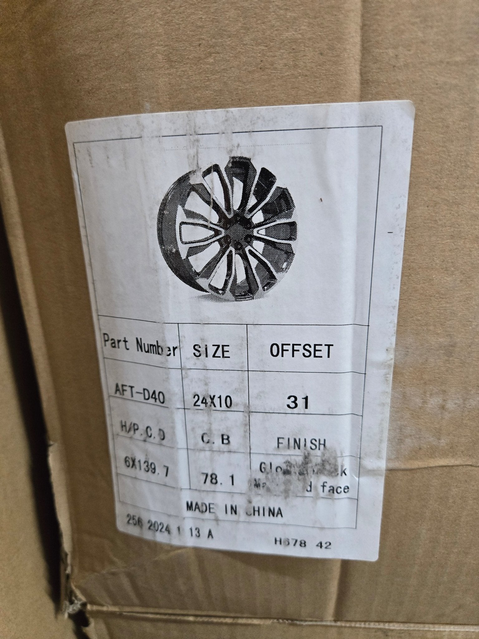 H678 6 V - SPOKE 24x10 6x139.7 GLOSS BLACK MACHINED FACE - Gun Hill Tire House (WTW - WHOLESALE TIRES & WHEELS)