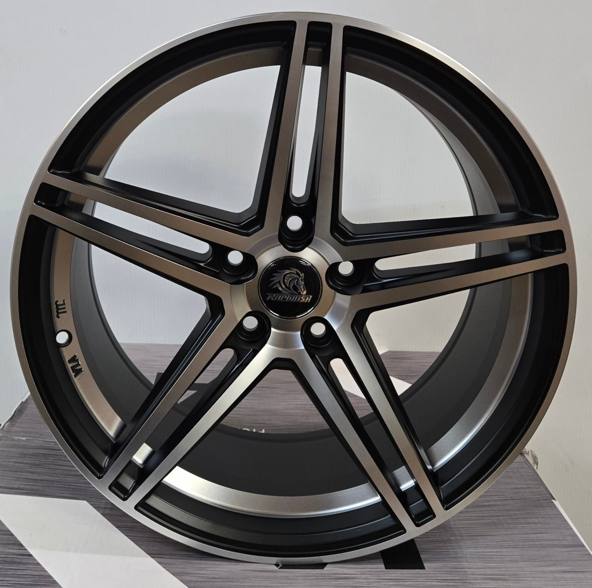RD - S10 18X8.0 5X114.3 MCB UC - Gun Hill Tire House (WTW - WHOLESALE TIRES & WHEELS)
