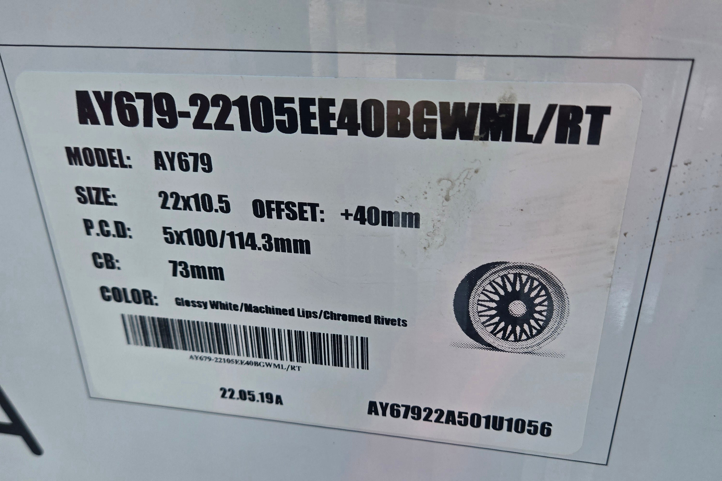 AY679 22X10.5 5X100 5X114.3 WML RT WHITE