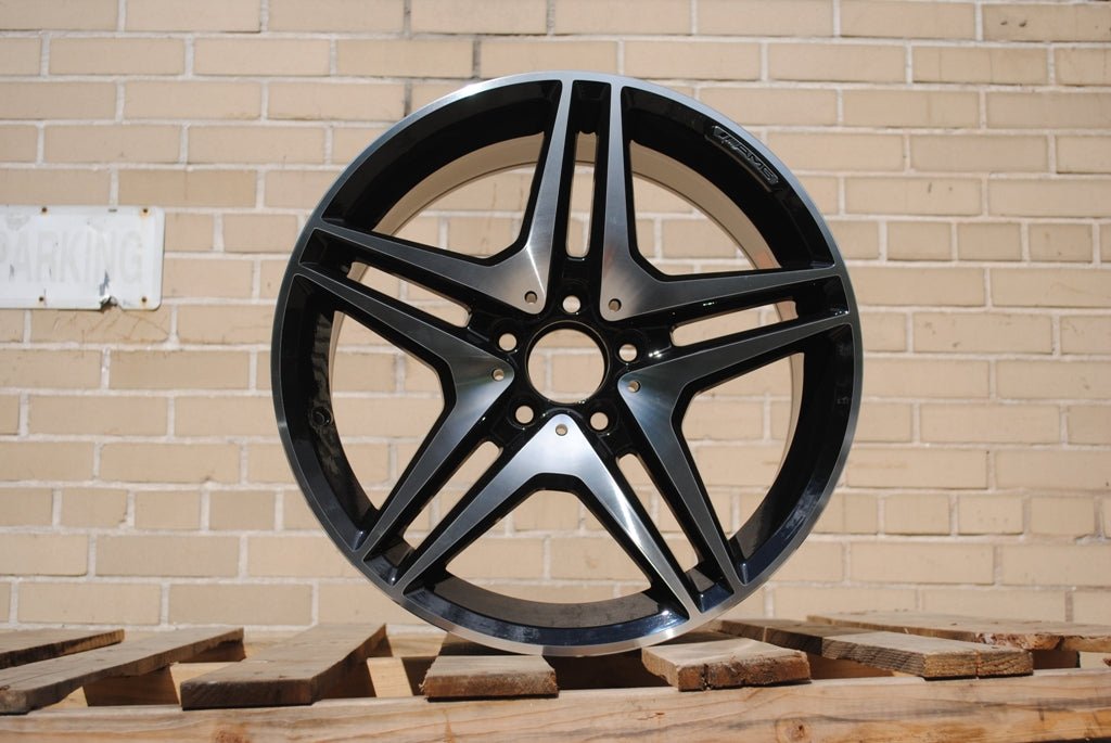 W828 Black Machined Face 18*8.0 ET45 5*112 CB66.6 - Gun Hill Tire House (WTW - WHOLESALE TIRES & WHEELS)