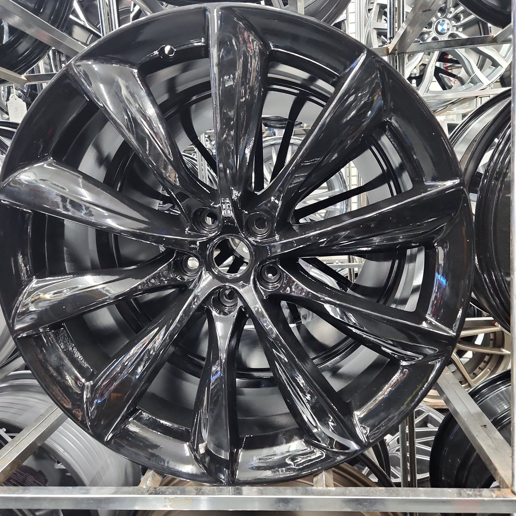 W452 22X9 5X120 GLOSS BLACK - Gun Hill Tire House (WTW - WHOLESALE TIRES & WHEELS)