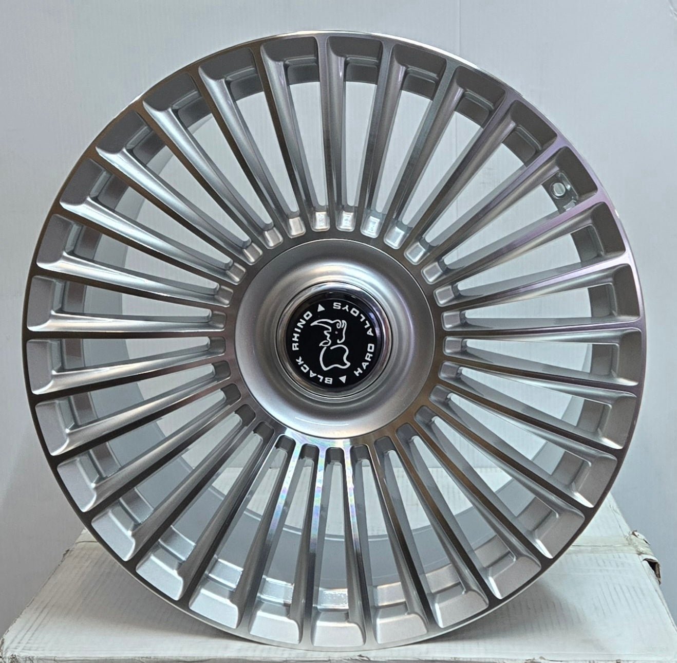 W841F 20X8.5 5X112 5X114.3 5X120 SILVER MACHINED FACE