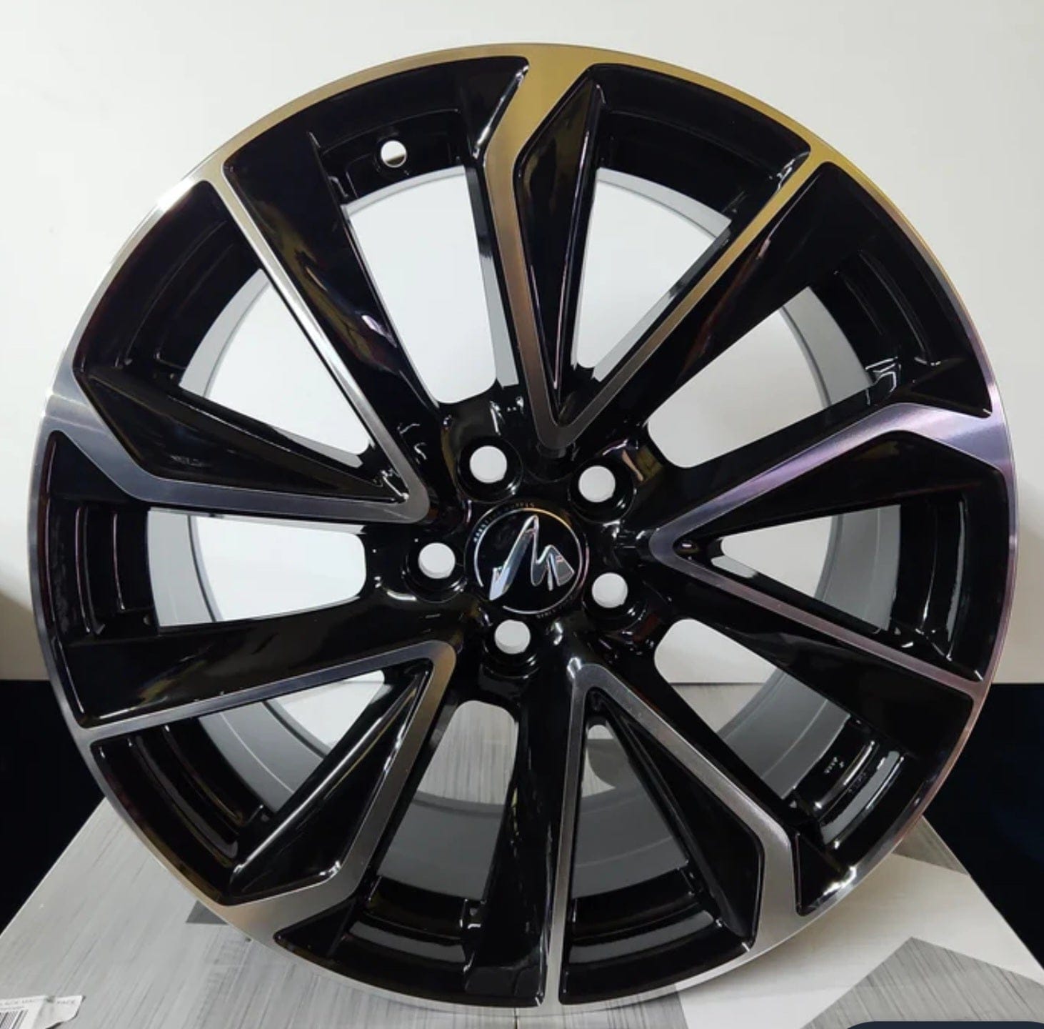 W254 16X7.0 5X100 BLACK MACHINED FACE
