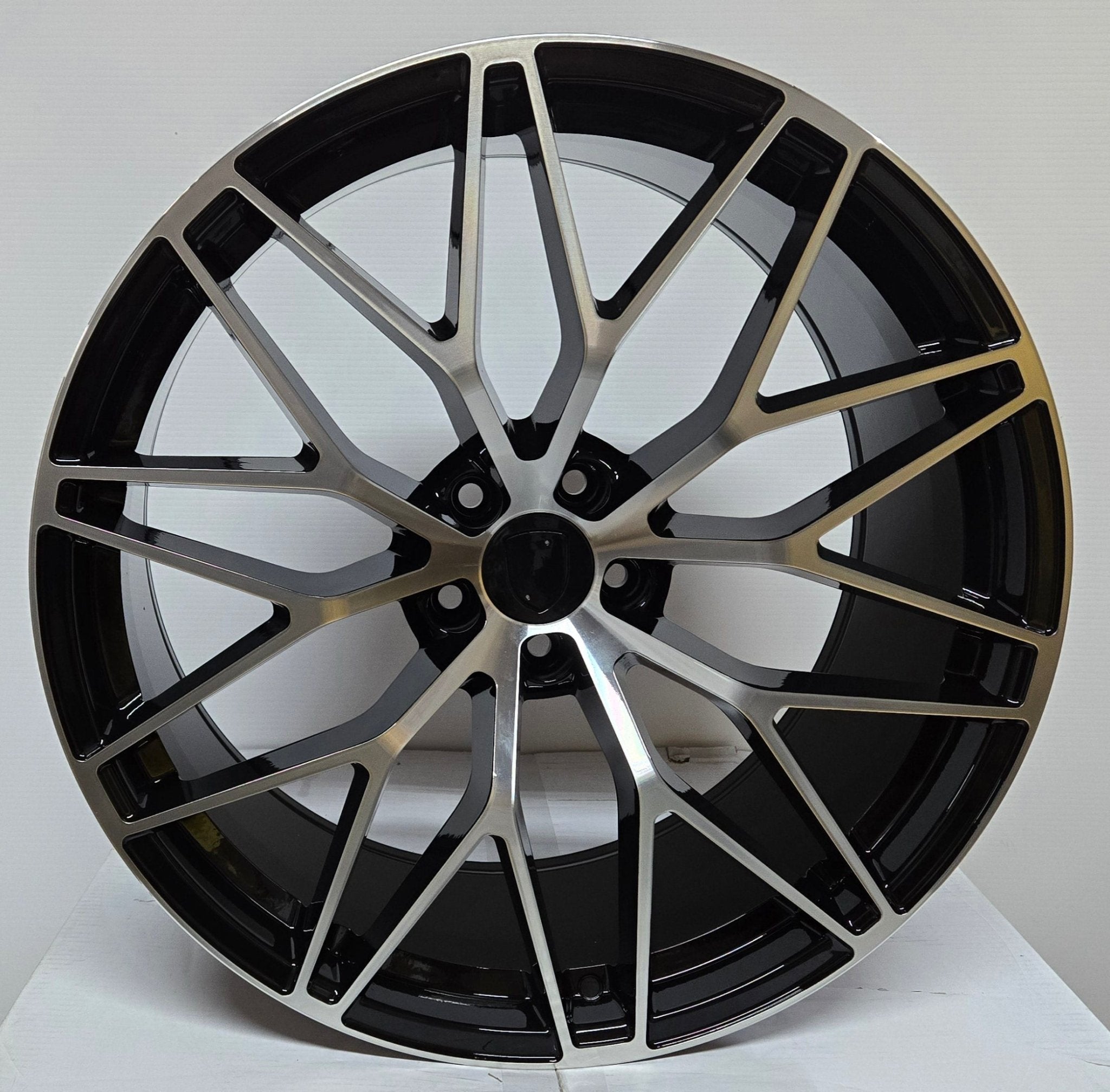 W864 22X11.5 5X130 BLACK MACHINED FACE